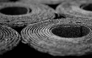 Trerhyngyll bitumen roof disadvantages